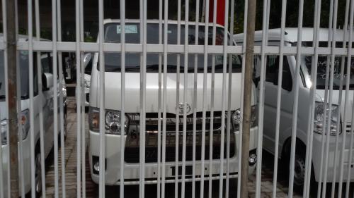Toyota-HIACE Super GL-2017