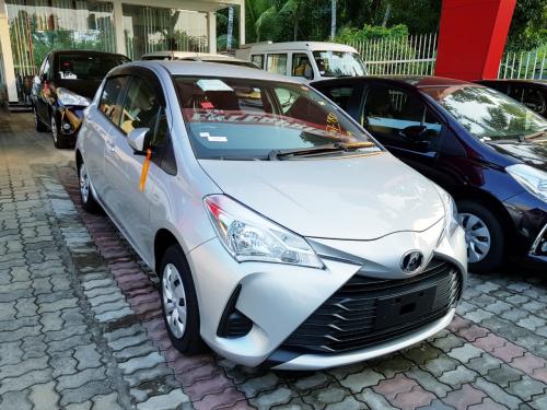 Toyota-Vitz-2017