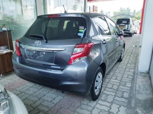 Toyota Vitz 2016
