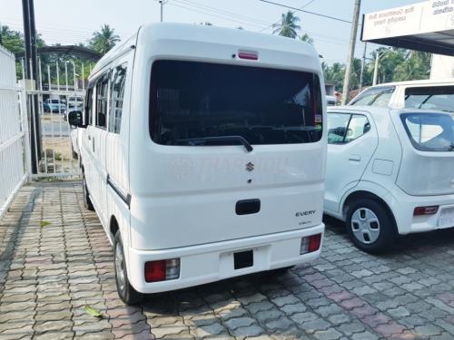 Suzuki Every 2017