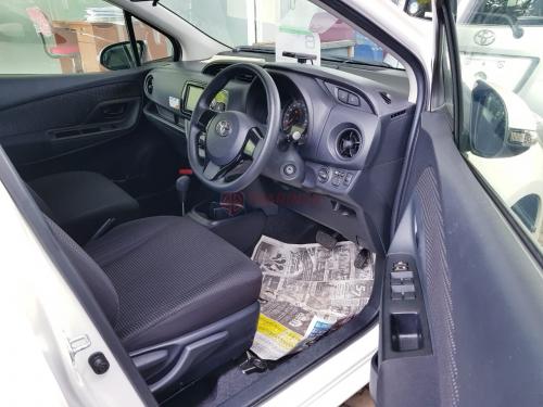 Toyota Vitz 2017