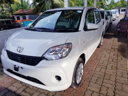 Toyota Passo 2016