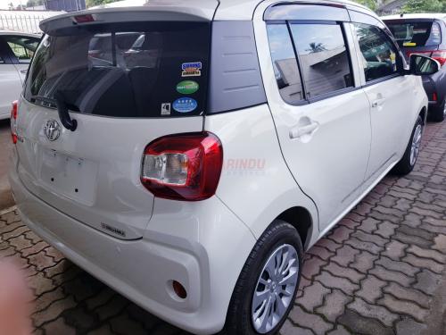 Toyota Passo 2016