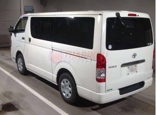 Toyota KDH TRH 200 2017