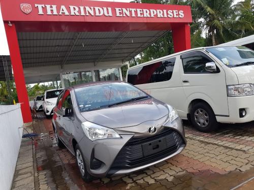 Toyota-Vitz-2018