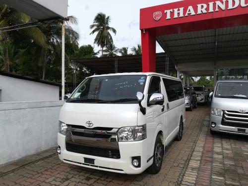 Toyota GDH 201 Super GL 2018