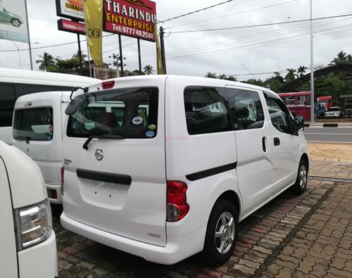 Nissan NV 200 2017