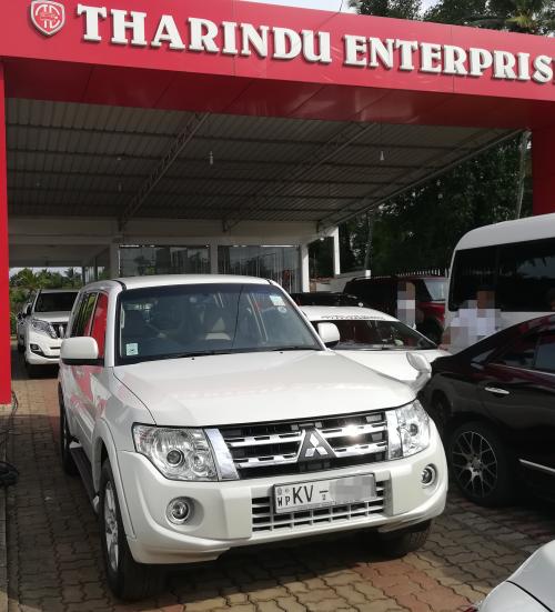 Mitsubishi-Montero-2013