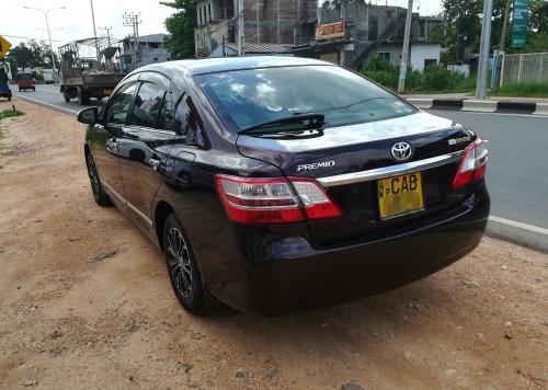 Toyota Premio 2014