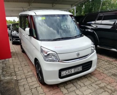 Suzuki-Spacia-2015