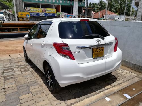 Toyota Vitz 2016