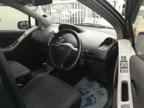 Toyota Vitz 2008