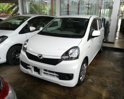 Daihatsu-Mira-2017
