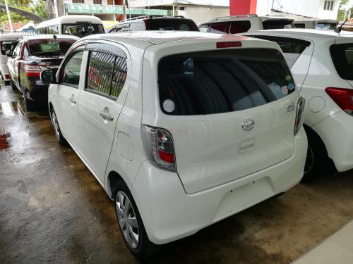 Daihatsu Mira 2017