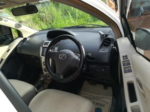 Toyota Vitz 2007