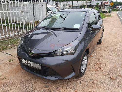 Toyota Vitz 2015