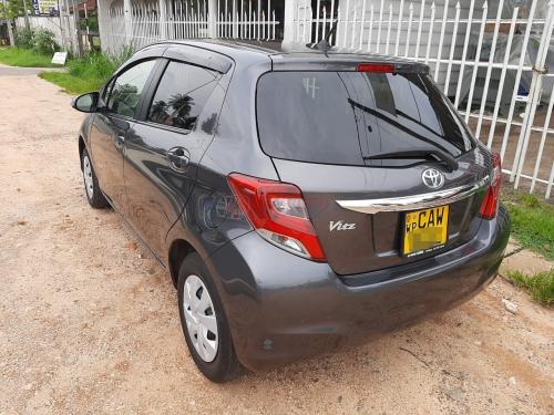 Toyota Vitz 2015