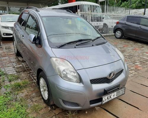 Toyota-Vitz-2007