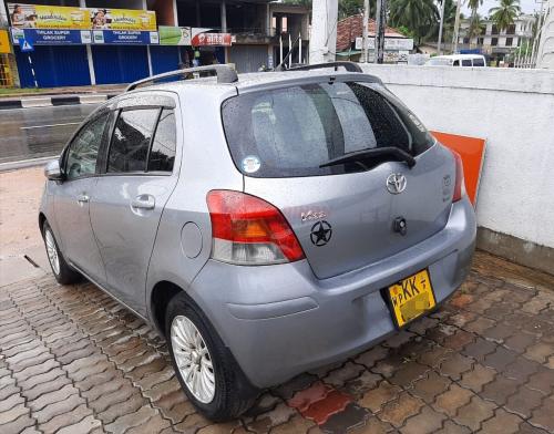 Toyota Vitz 2007