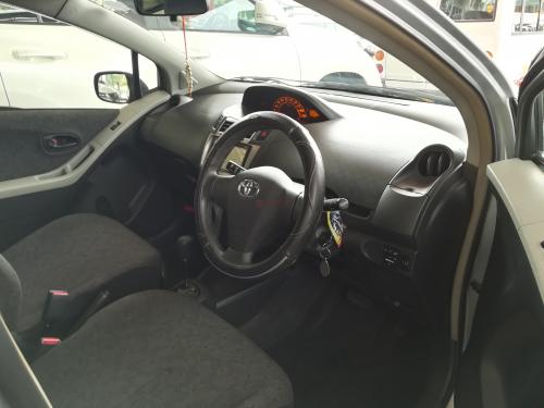 Toyota Vitz 2008