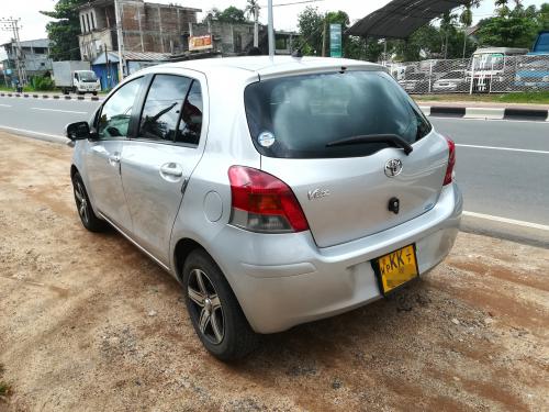 Toyota Vitz 2007