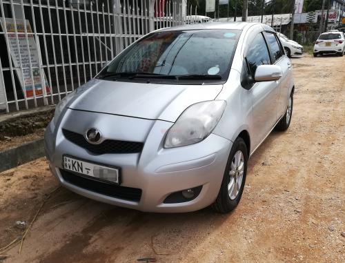 Toyota Vitz 2008