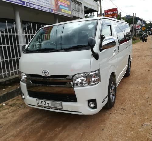 Toyota-KDH 201 Super GL-2015