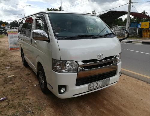 Toyota KDH 201 Super GL 2015