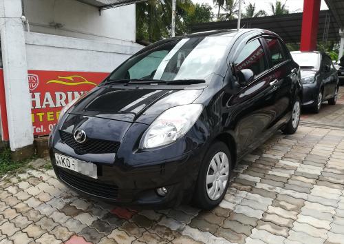 Toyota Vitz 2010