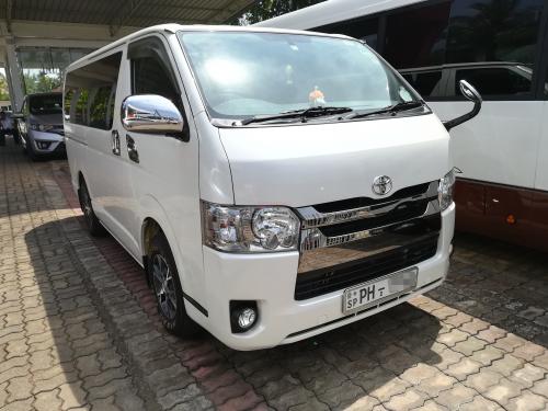 Toyota-KDH 201 Super GL-2017