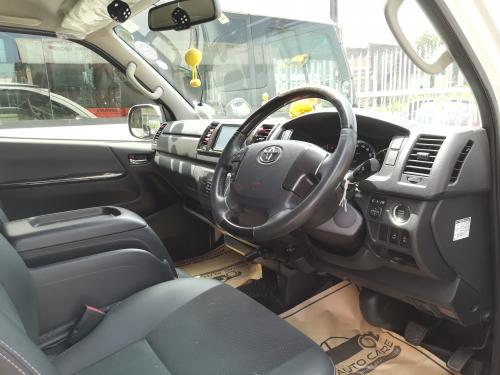 Toyota KDH 201 Super GL 2017