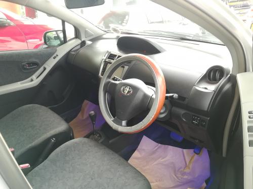 Toyota Vitz 2010