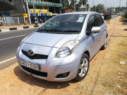 Toyota Vitz  2008