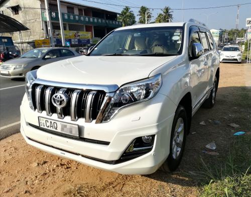 Toyota-Land Cruiser Prado-2015