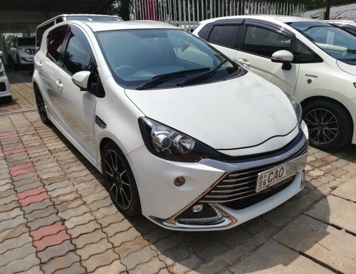 Toyota Aqua 2015