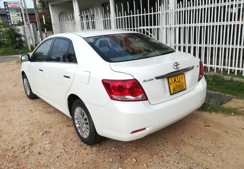 Toyota Allion 2012