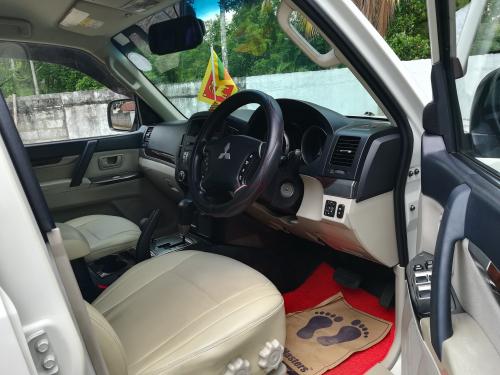 Mitsubishi Montero 2013