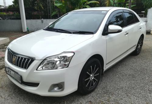 Toyota-Premio G Superior-2013