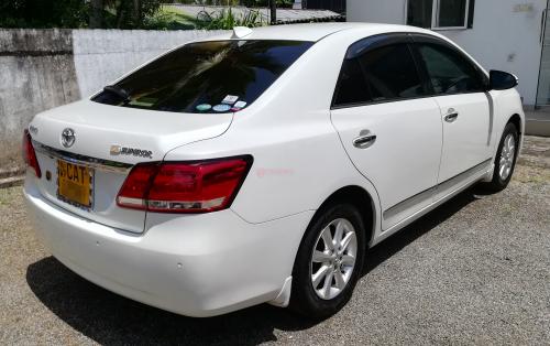 Toyota Premio G Superior 2016