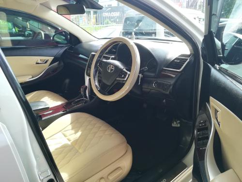 Toyota Premio G Superior 2016