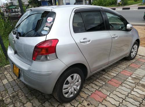 Toyota Vitz 2009