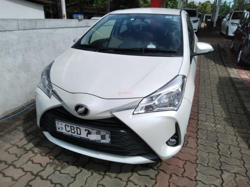 Toyota-Vitz-2018