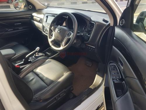 Mitsubishi Outlander 2015