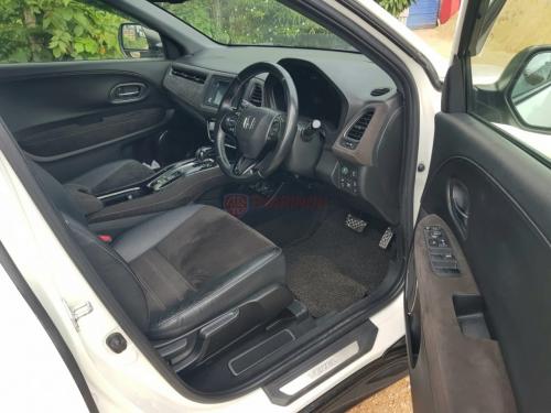 Honda Vezel RS Sensing 2017