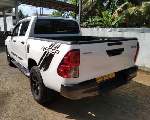 Toyota Hilux Revo 2016