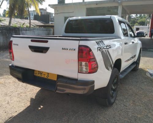 Toyota Hilux Revo 2016