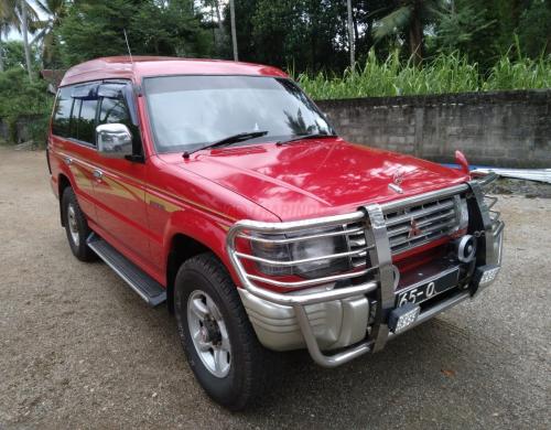 Mitsubishi-Pajero -1995