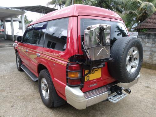 Mitsubishi Pajero  1995
