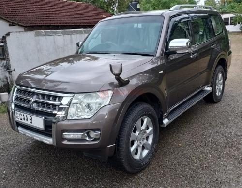 Mitsubishi-Montero -2013