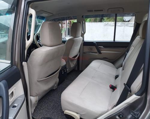 Mitsubishi Montero  2013
